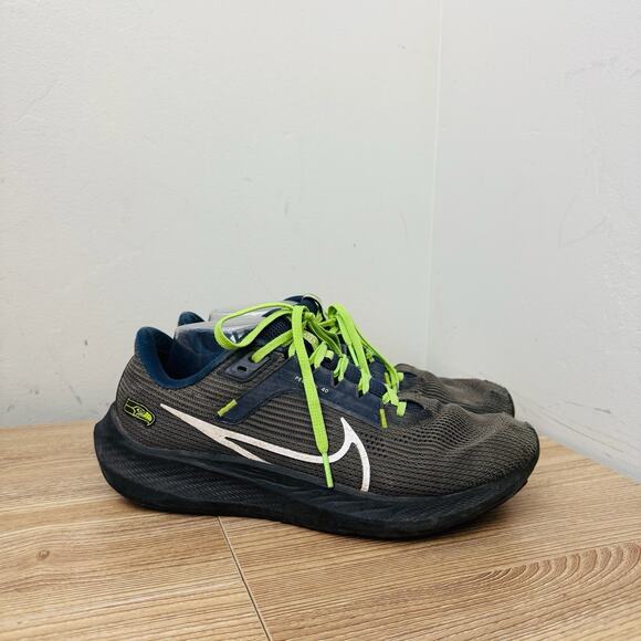 Nike X NFL air Zoom Pegasus 40 ‘Seattle Seahawks’ Sneakers Men’s Size 9 main image 5